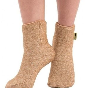 New! 100% Camel’s Hair Socks Thick Thermal Fuzzy